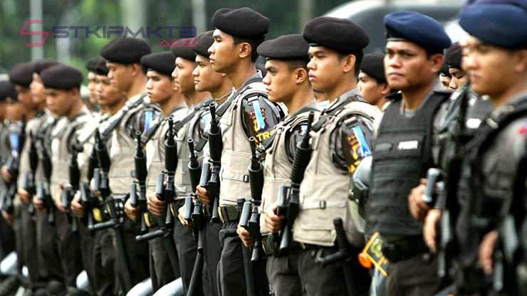 Perbedaan Antara Brimob dan Polisi di Indonesia