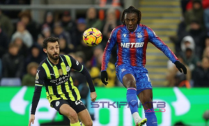 Manchester City di tahan imbang oleh manchester city vs crystal palace di Liga Inggris 2024/2025, Sabtu (7/12/2024) Foto: Getty Images/Crystal Pix/MB Media